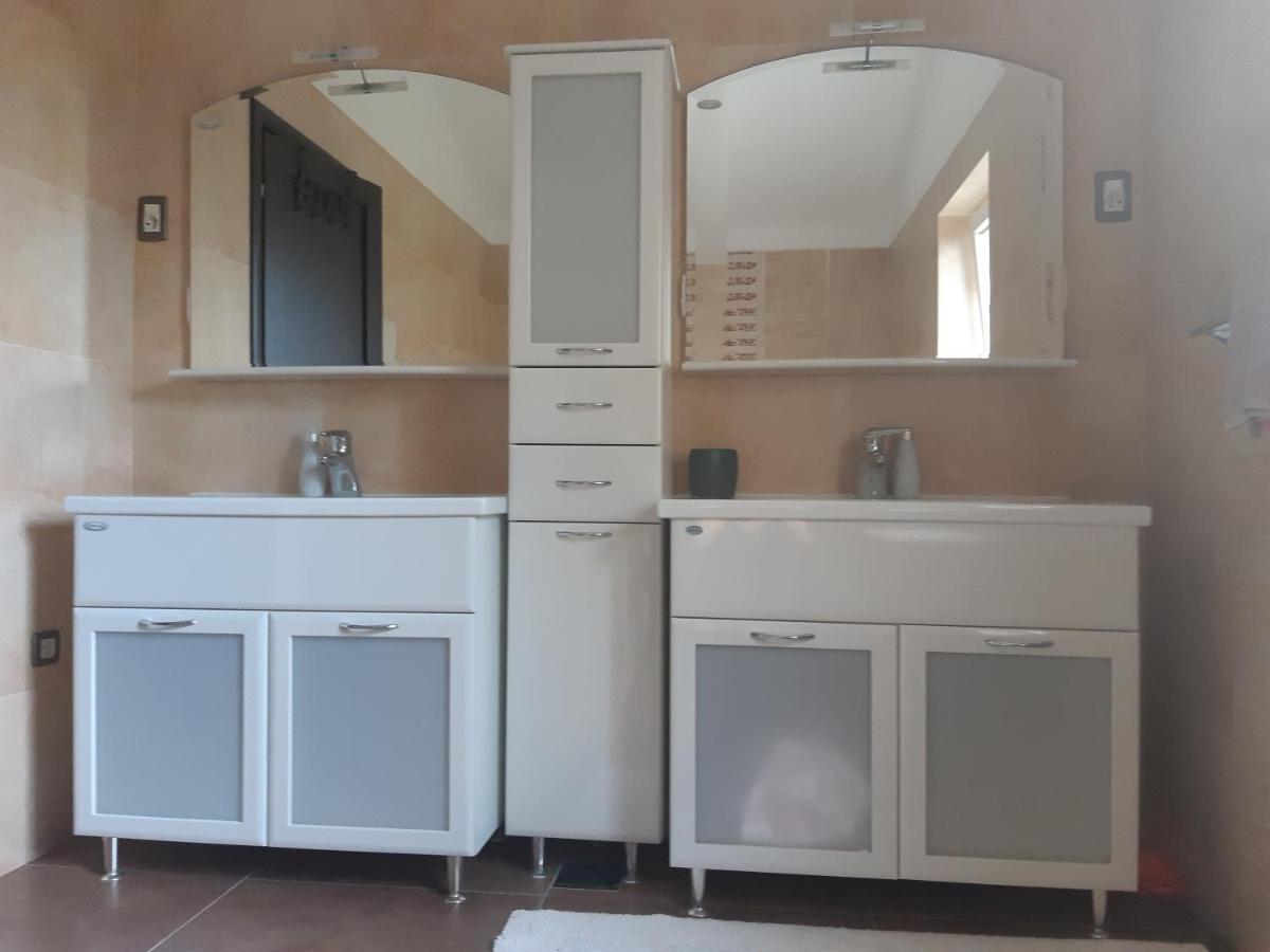 רייקה Apartments In Villa Azra מראה חיצוני תמונה