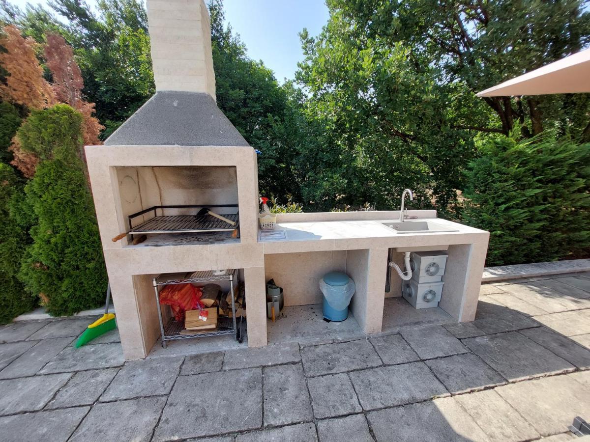 רייקה Apartments In Villa Azra מראה חיצוני תמונה