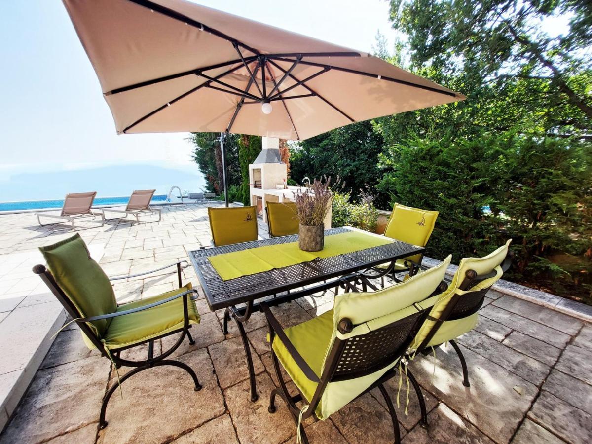 רייקה Apartments In Villa Azra מראה חיצוני תמונה