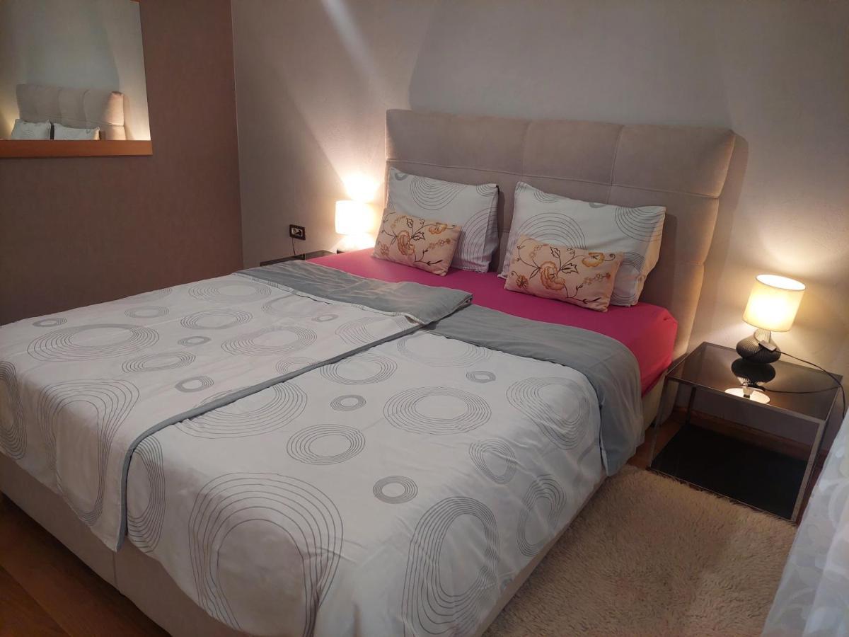 רייקה Apartments In Villa Azra מראה חיצוני תמונה